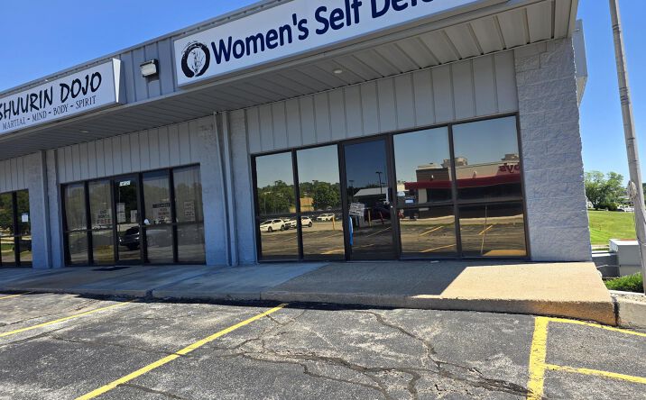Pictures of Retail, Office, Special Purpose property located at 14117 S Street, Omaha, NE 68137 for lease - image #1