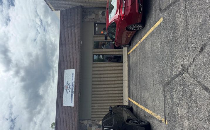 Pictures of Retail property located at 13565 Dix Toledo Road, Southgate, MI 48195 for lease - image #1