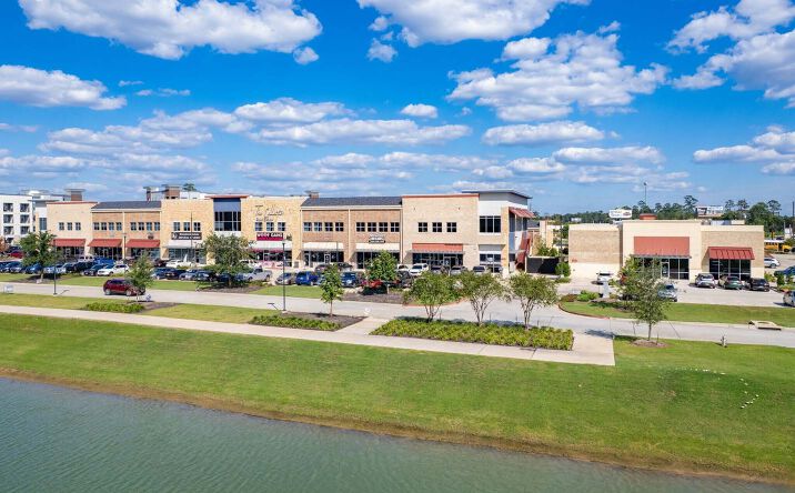 Pictures of Retail, Office property located at 525 Woodland Square Blvd, Conroe, TX 77384 for lease - image #1