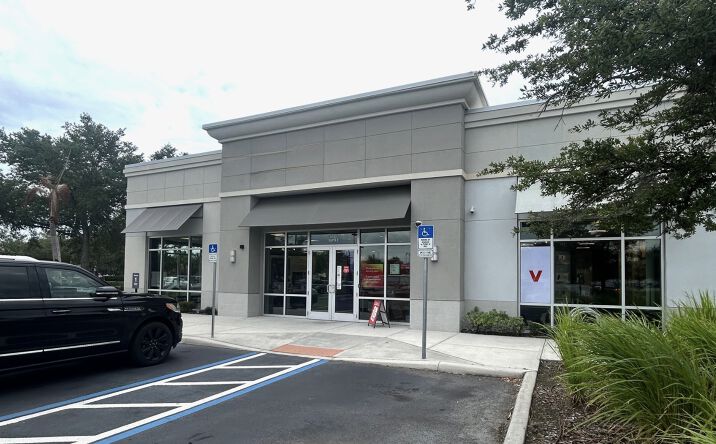 Pictures of Retail property located at 4782 Millenia Plaza Way, Orlando, FL 32839 for lease - image #1