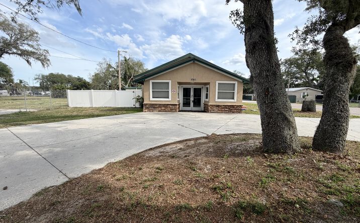 Pictures of Retail, Office property located at 10611 CONE GROVE RD, RIVERVIEW, FL 33578-5827 for lease - image #1