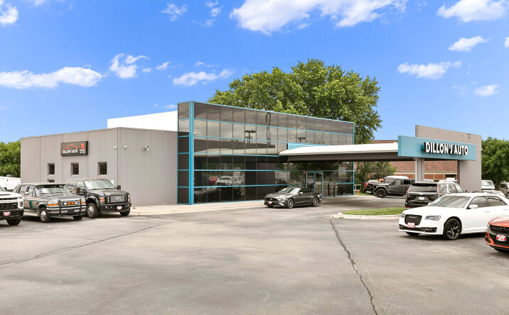 Pictures of Retail property located at 6341 N 28TH ST, LINCOLN, NE 68504-9823 for lease - image #1