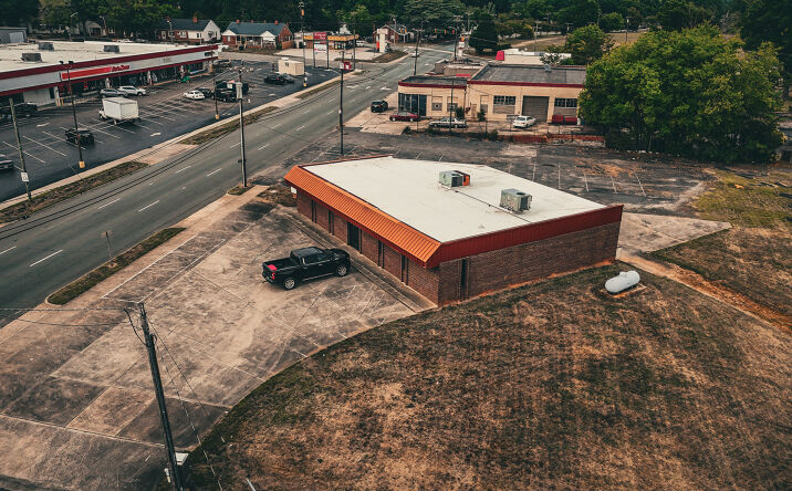 Pictures of Retail, Office property located at 509 N CHURCH ST, BURLINGTON, NC 27217-2619 for lease - image #1