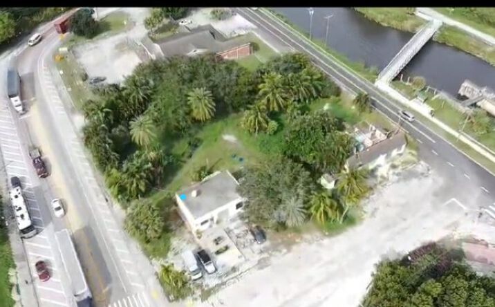 Pictures of Retail, Land, Special Purpose property located at 37121 East Main Street, Canal Point, FL 33438 for lease - image #1