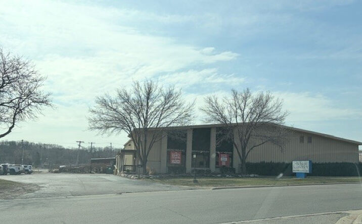 Pictures of Retail, Industrial property located at 200 E 2nd ST, Rochester, MI 48307 for lease - image #1