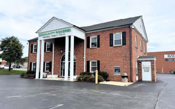 Pictures of Retail property located at 1815 Newport Gap Pike, Wilmington, DE 19808 for lease - image #1