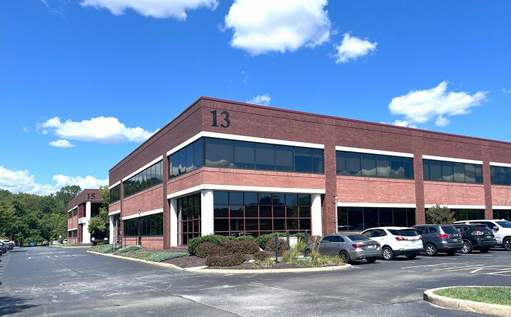 Pictures of Office property located at 13 Reads Way, New Castle, DE 19720 for lease - image #1