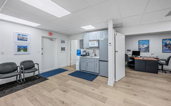 Pictures of Office, Industrial property located at 1881 N University Drive # 205, Coral Springs, FL 33071 for lease - image #1