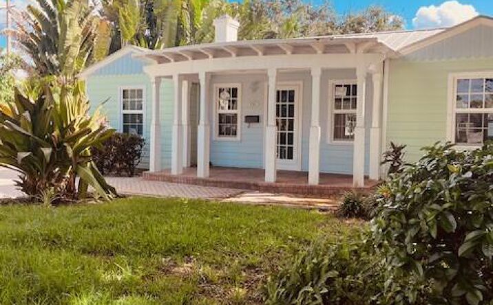 Pictures of Retail, Office property located at 131 N Swinton Avenue, Delray Beach, FL 33444 for lease - image #1
