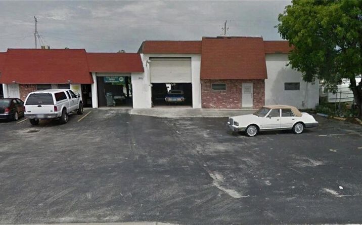 Pictures of Industrial property located at 1901 N Dixie Highway, Pompano Beach, FL 33060 for lease - image #1