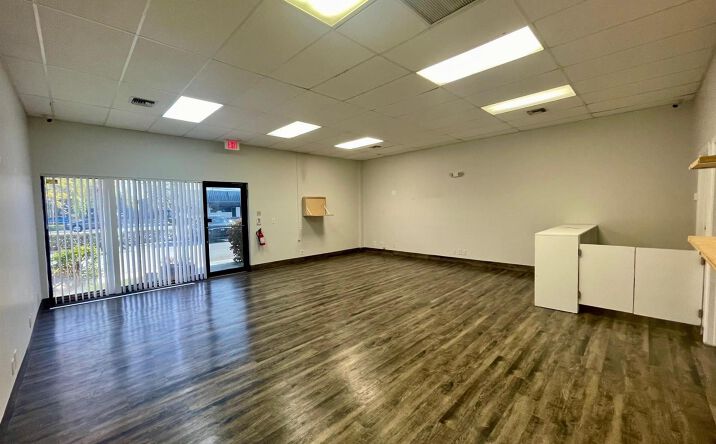Pictures of Office, Retail, Industrial property located at 4747 N Nob Hill Road # 14, Fort Lauderdale, FL 33351 for lease - image #1