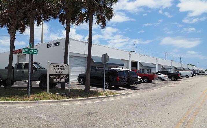 Pictures of Industrial, Office, Retail property located at 2206 NW 29th Street # 2206, Oakland Park, FL 33311 for lease - image #1