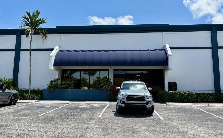 Pictures of Industrial, Office, Retail property located at 6464 E Rogers Circle # 6464, Boca Raton, FL 33487 for lease - image #1