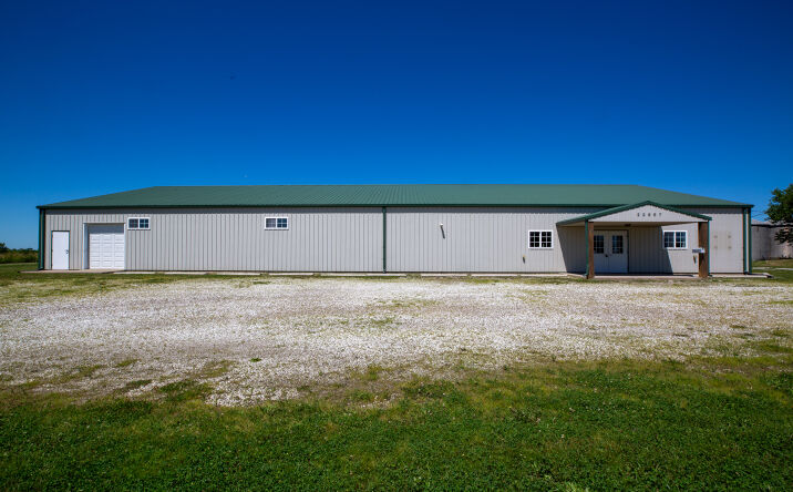 Pictures of Retail, Industrial property located at 22987 Cherry Lane, Jerseyville, IL 62052 for lease - image #1