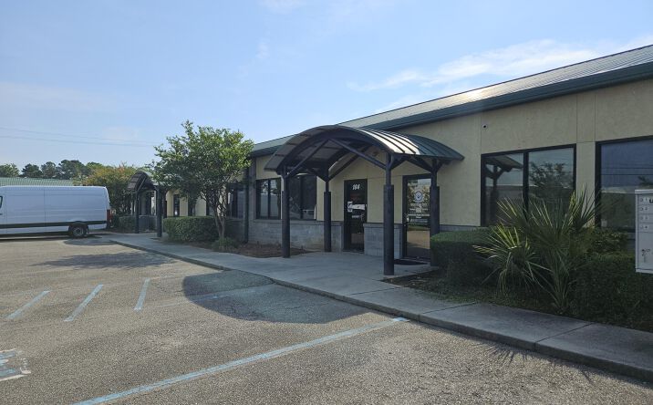 Pictures of Industrial, Retail property located at 7178 Cross County Road # 102 #101-102, North Charleston, SC 29418 for lease - image #1
