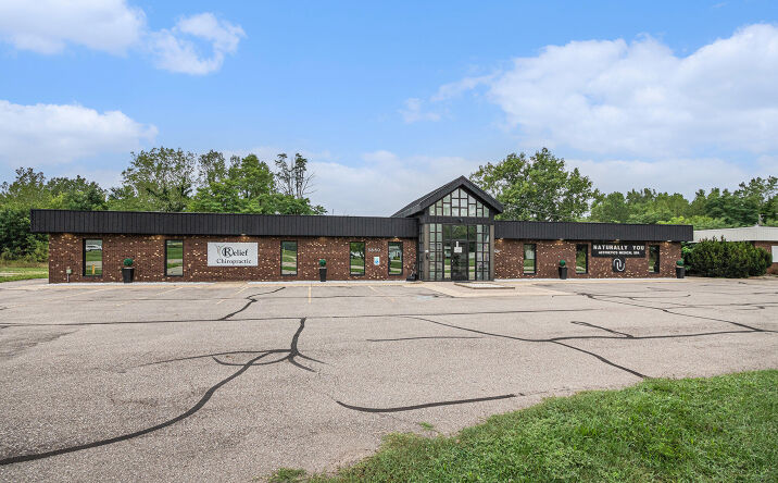 Pictures of Office, Retail, Industrial property located at 3824 Michigan 139, St. Joseph, MI 49085 for lease - image #1