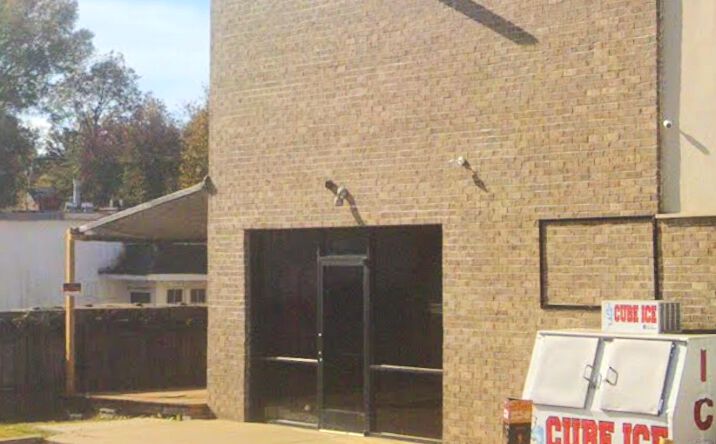 Pictures of Retail property located at 1531 Cherry Road, Memphis, TN 38117 for lease - image #1
