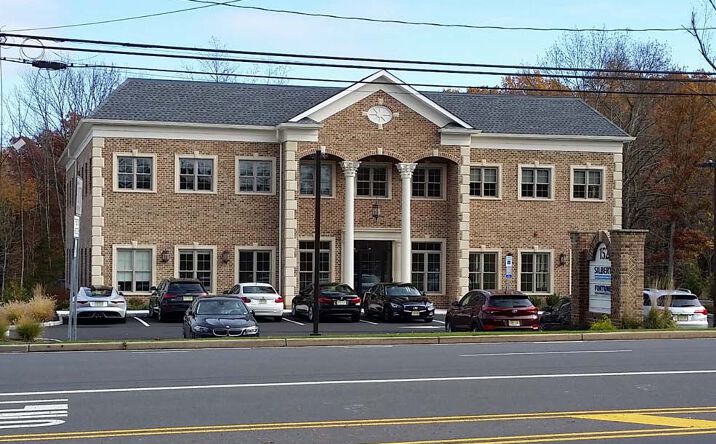 Pictures of Office property located at 152 Liberty Corner Road (CR525), Warren, NJ 07059 for lease - image #1
