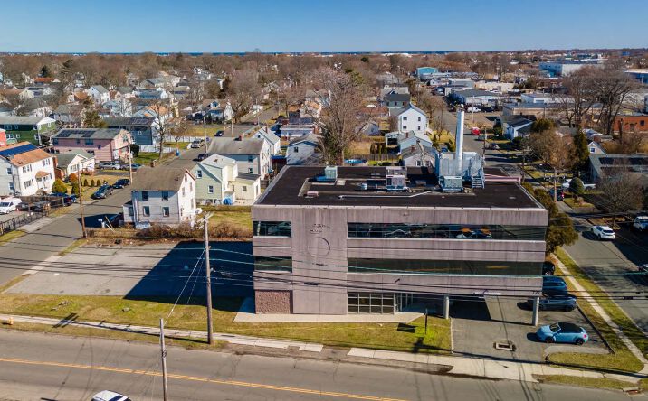 Pictures of Office property located at 727 Honeyspot Rd, Stratford, CT 06615 for lease - image #1