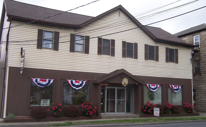 Pictures of Office property located at 2789 W Main Street Front office #Front office, 1st floor, Wappingers Falls, NY 12590 for lease - image #1