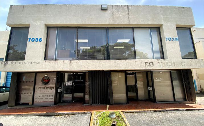 Pictures of Industrial property located at 7038 NW 50th St # 2 #5-2, Miami, FL 33166 for lease - image #1