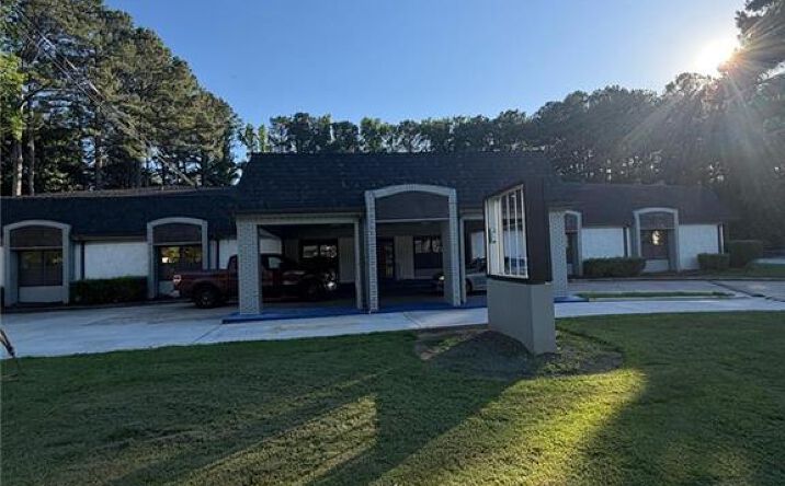 Pictures of Special Purpose property located at 273 Arrowhead Boulevard, Jonesboro, GA 30236 for lease - image #1