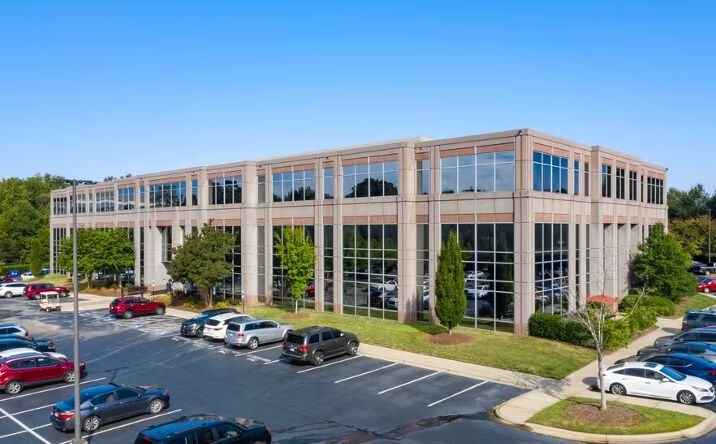 Pictures of Retail, Office property located at 10926 David Taylor Drive, Charlotte, NC 28262 for lease - image #1