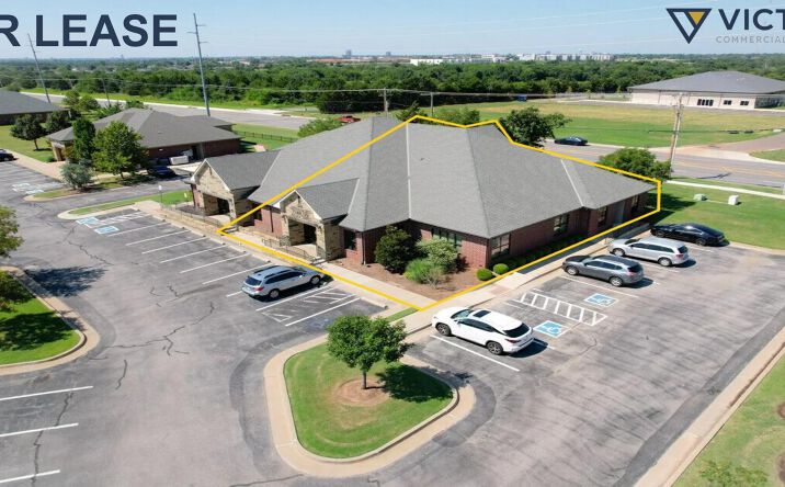 Pictures of Office property located at 9212 N Kelly Ave, Oklahoma City, OK 73131 for lease - image #1