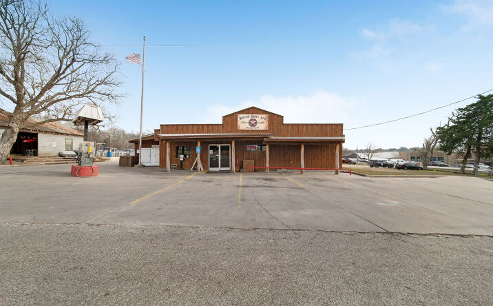 Pictures of Retail, Restaurant, Special Purpose property located at 12390 FM 390 W, BURTON, TX 77835 for lease - image #1