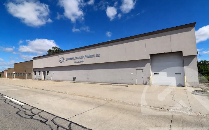 Pictures of Industrial property located at 813 & 839 E. Ten Mile Rd, Madison Heights, MI 48071 for lease - image #1