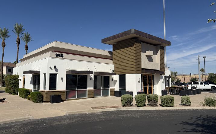 Pictures of Restaurant property located at 960 N 54th St, Chandler, AZ 85226 for lease - image #1