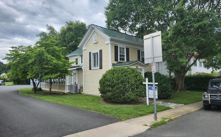 Pictures of Office property located at 6491 MAIN ST, THE PLAINS, VA 20198 for lease - image #1