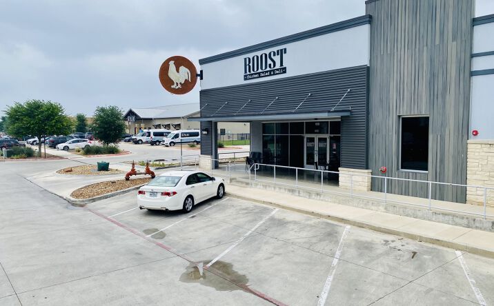 Pictures of Restaurant property located at 2124 Gabriels Place, New Braunfels, TX 78130 for lease - image #1