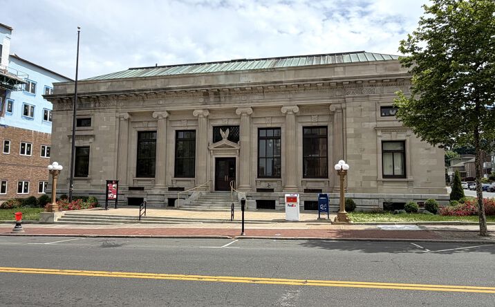 Pictures of Office property located at 114 West Main Street, New Britain, CT 06051 for lease - image #1