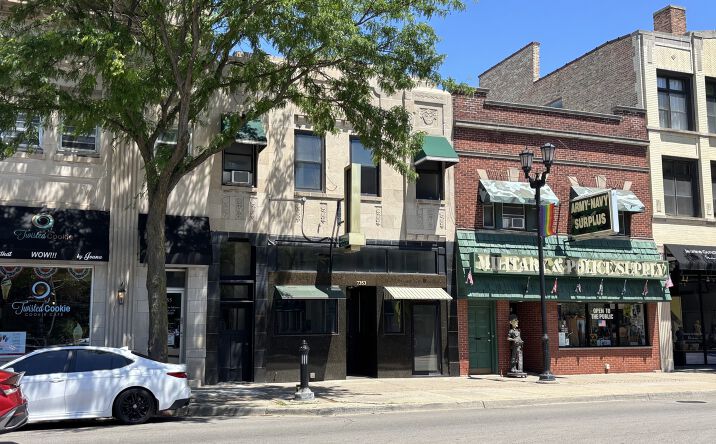 Pictures of Retail, Restaurant property located at 7353 Madison Street, Forest Park, IL 60130 for lease - image #1
