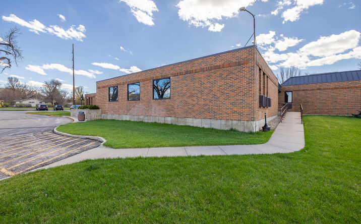 Pictures of Office property located at 2800 JACKSON BLVD, RAPID CITY, SD 57702-1504 for lease - image #1
