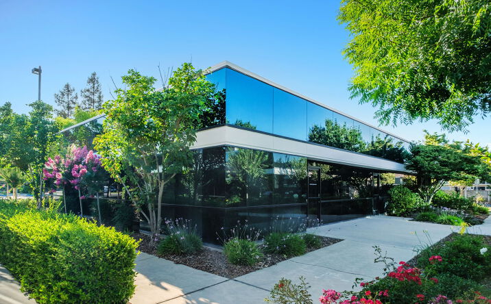 Pictures of Office property located at 1348 West Herndon Avenue, Fresno, CA 93650 for lease - image #1