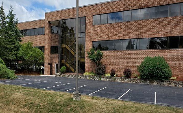 Pictures of Office property located at 6 Trafalgar Square, Nashua, NH 03063 for lease - image #1