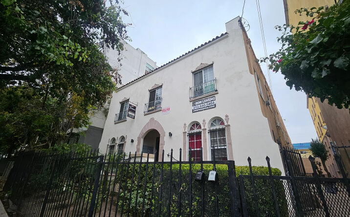 Pictures of Retail property located at 2850 Francis Ave,2, Los Angeles, CA 91331 for lease - image #1