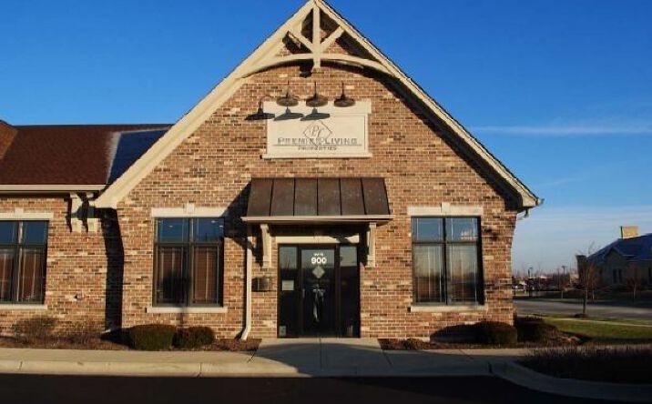 Pictures of Office property located at 460 Briargate Drive Unit 500, South Elgin, IL 60177 for lease - image #1