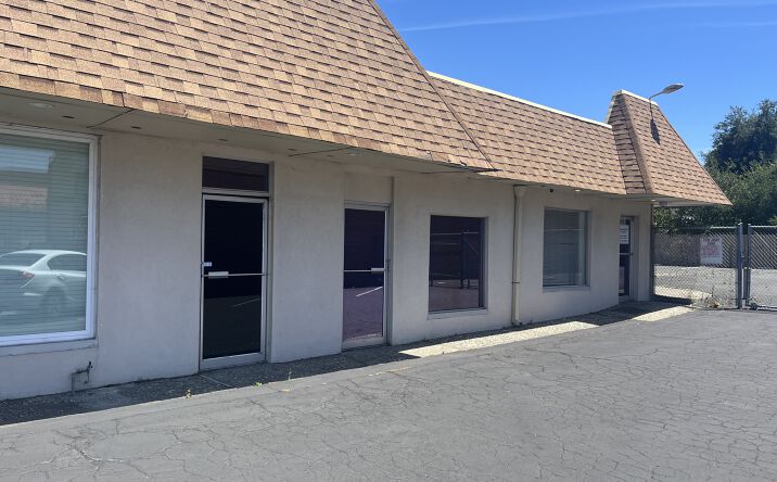 Pictures of Retail, Office, Special Purpose property located at 998 Broadway, Vallejo, CA 94590 for lease - image #1