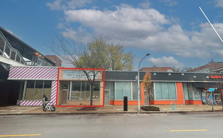Pictures of Retail property located at 949 West Wellington Avenue, Chicago, IL 60657 for lease - image #1