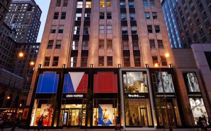 Pictures of Office property located at 919 N Michigan Ave, Chicago, IL 60611 for lease - image #1