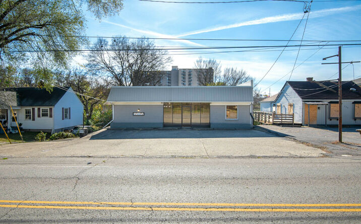 Pictures of Office property located at 130 Emmitt Avenue, Nashville, TN 37115 for lease - image #1