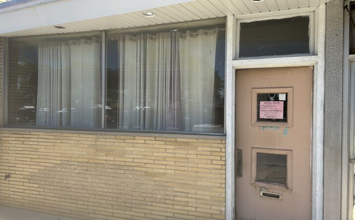 Pictures of Office property located at 10853 S Western Avenue, Chicago, IL 60643 for lease - image #1
