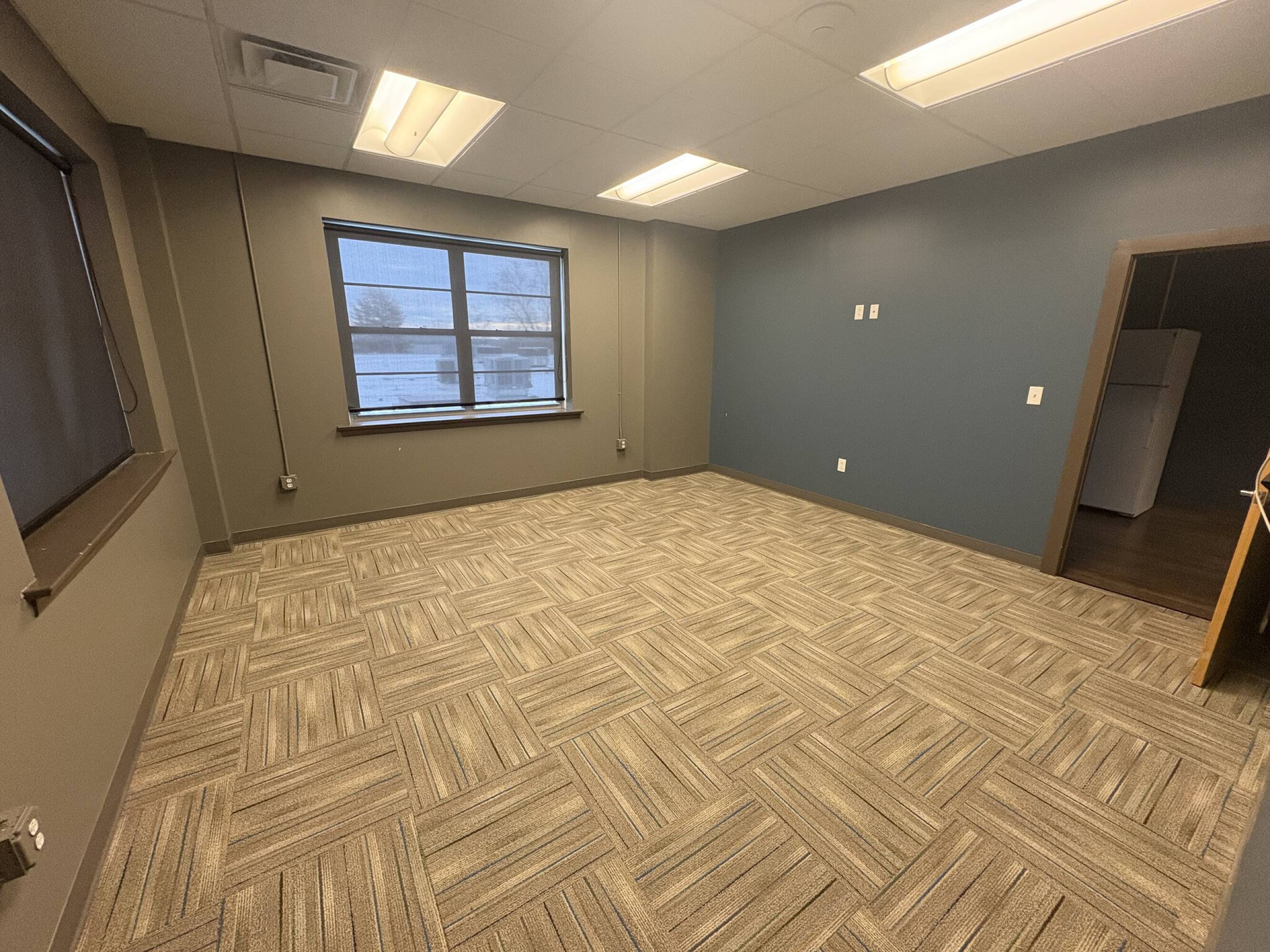 3844565