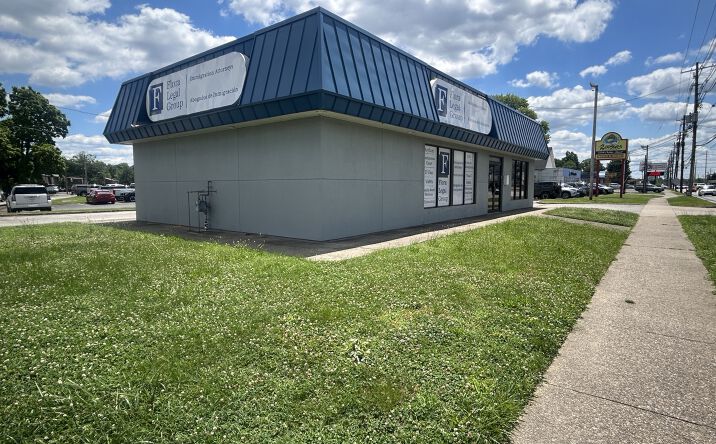 Pictures of Retail, Office property located at 7401 Preston Highway, Louisville, KY 40219 for lease - image #1