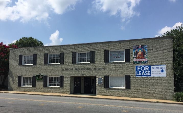 Pictures of Office property located at 918 Chesapeake Ave, Annapolis, MD 21403 for lease - image #1