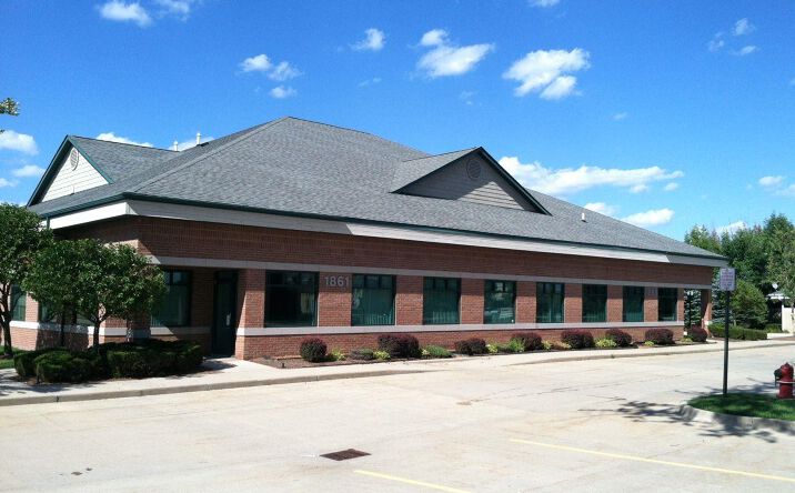 Pictures of Office property located at 1869 E MAPLE RD, Troy, MI 48083 for lease - image #1