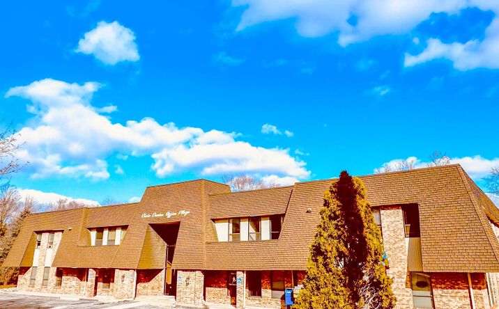 Pictures of Office property located at 25882 ORCHARD LAKE RD 202, Farmington Hills, MI 48336 for lease - image #1